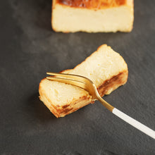 画像をギャラリービューアに読み込む, 大人のバスクチーズケーキ〜URLAR貴腐ワインと鹿児島産はちみつ入り〜【冷凍】