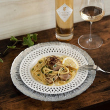 画像をギャラリービューアに読み込む, ピノ・ノワールの果汁から仕上げた希少な白ワイン「BLANC DE NOIR(ブラン・ド・ノワール)」