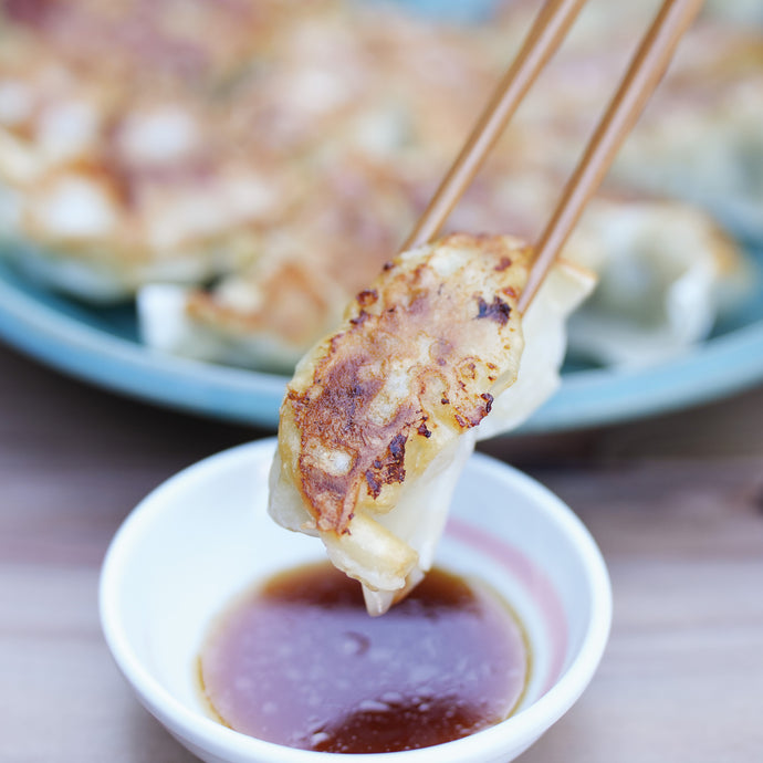 パリッ！じゅわっの黒宝豚餃子🥟